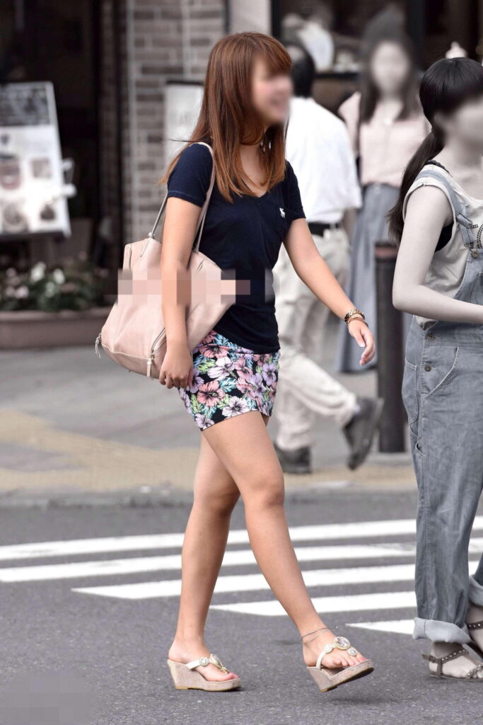 街撮りギャルのエロ画像20230824193504