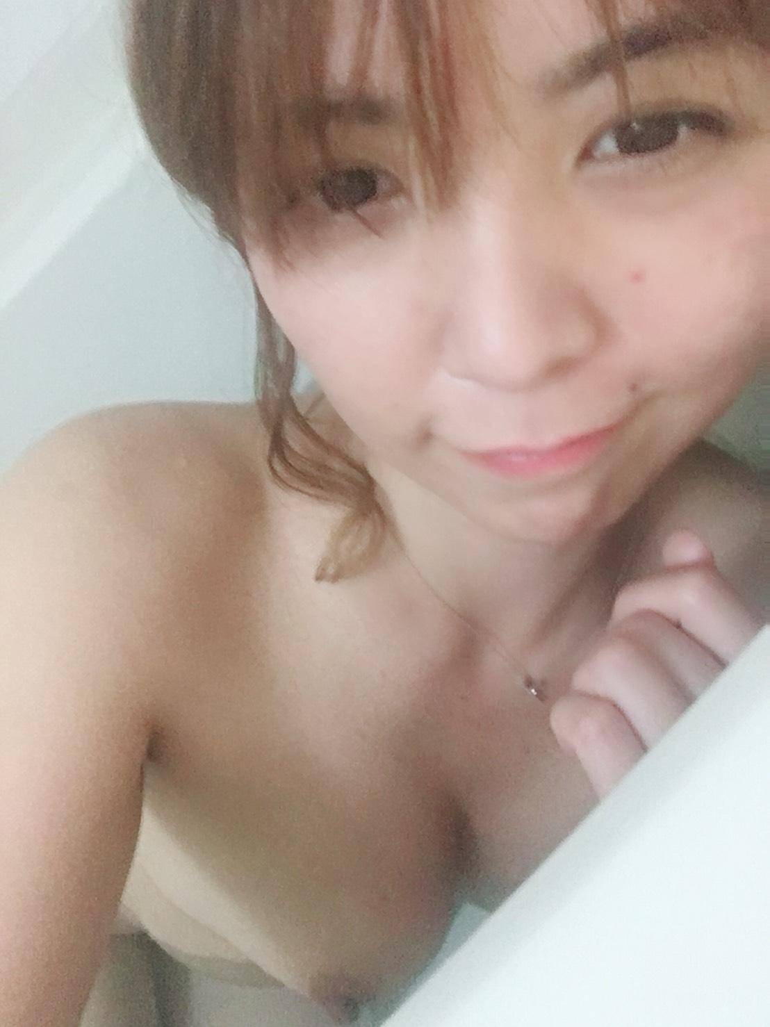 おばさんの自撮りエロ画像3