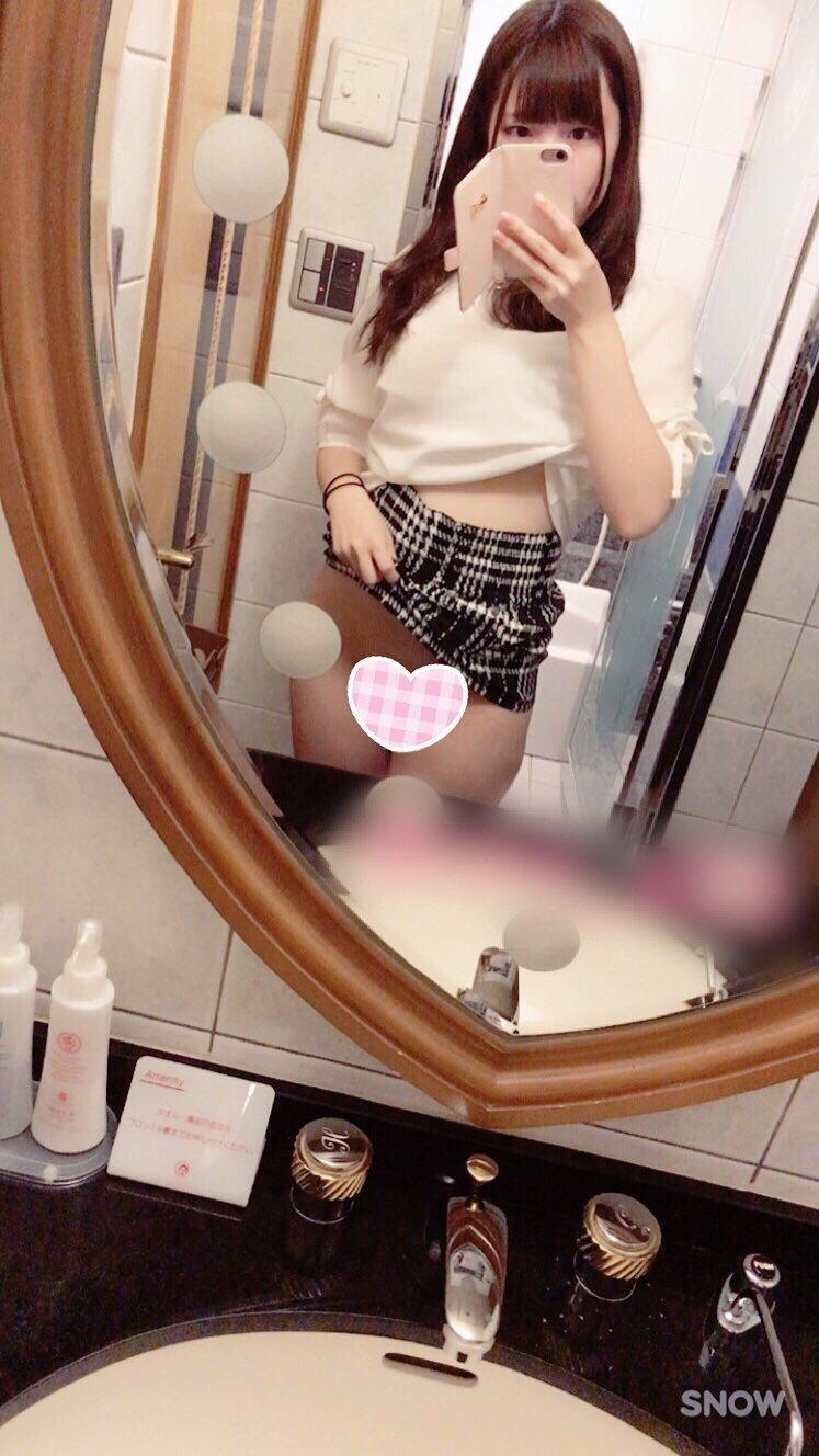 かわいい素人女子大生の自撮りエロ画像【SNOW】（8）