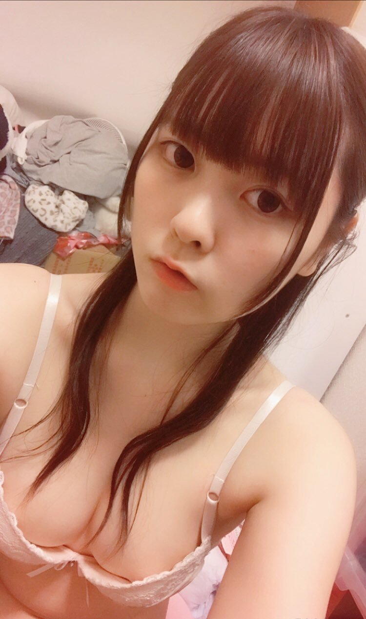 かわいい素人女子大生の自撮りエロ画像【SNOW】（14）