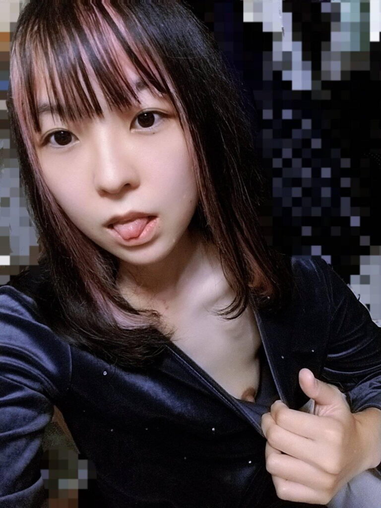 ロリバンギャの自撮りエロ画像【素人】（2）