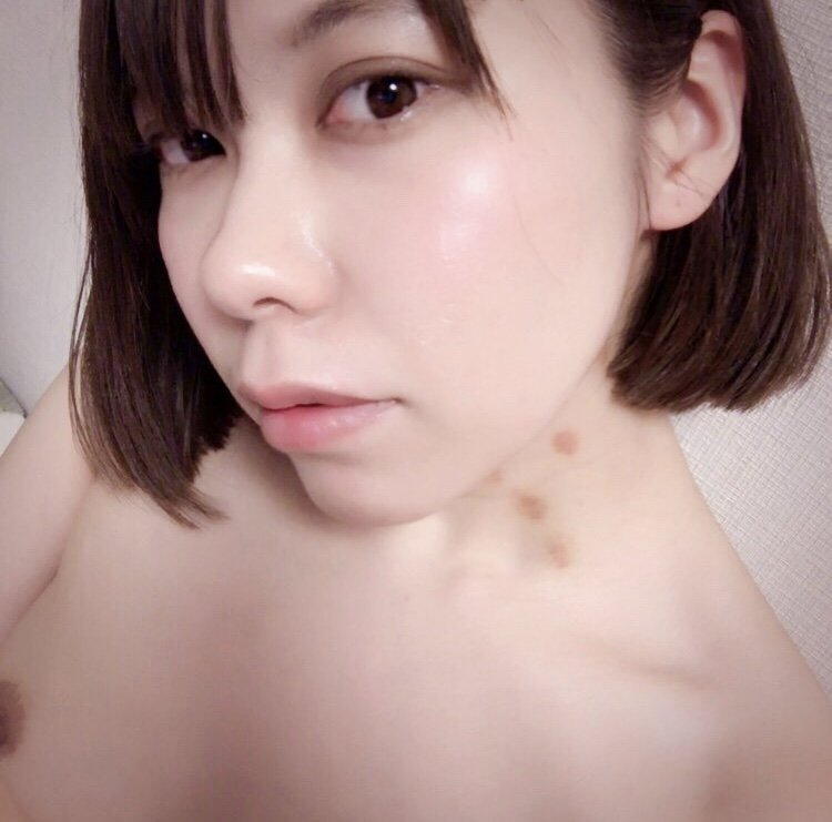 素人の自撮りエロ画像を加工ありとなしで見比べてみようｗ（14）