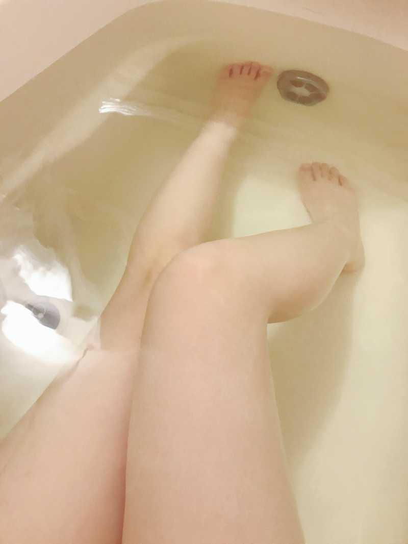 裏垢女子ななやんの自撮りエロ画像（16）