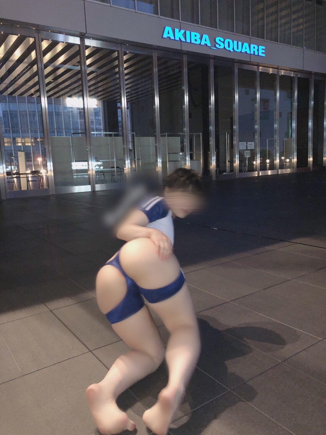 やんちゃな素人の露出エロ画像20231112193515