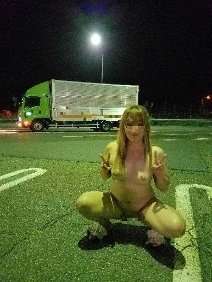 メス犬の野外露出エロ画像20231106120653
