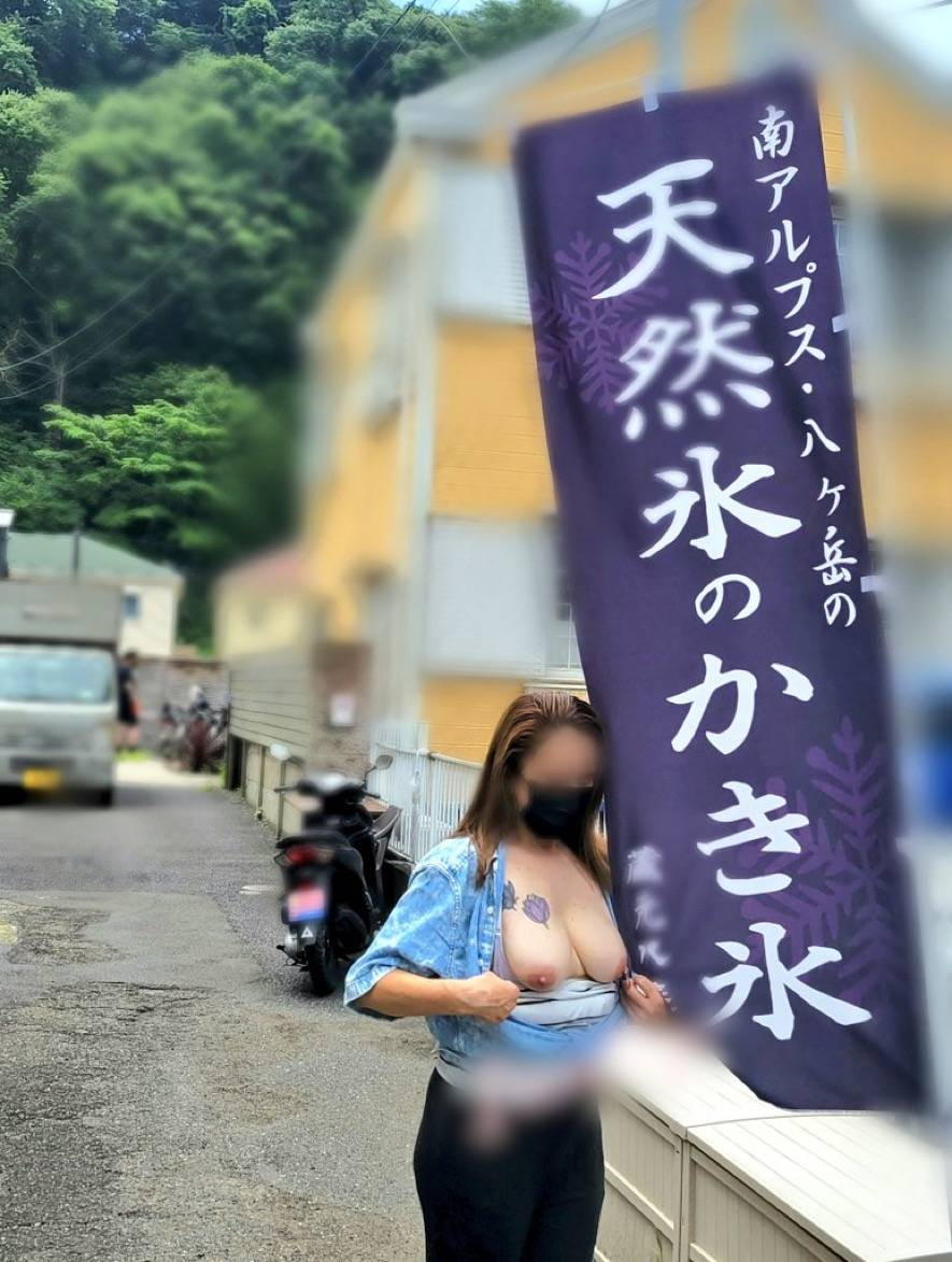 【露出】性奴隷さん、街に出るｗ【エロ画像】（6）