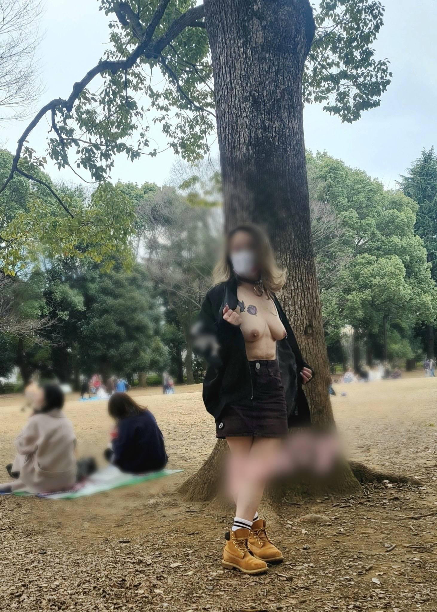 【露出】性奴隷さん、街に出るｗ【エロ画像】（7）