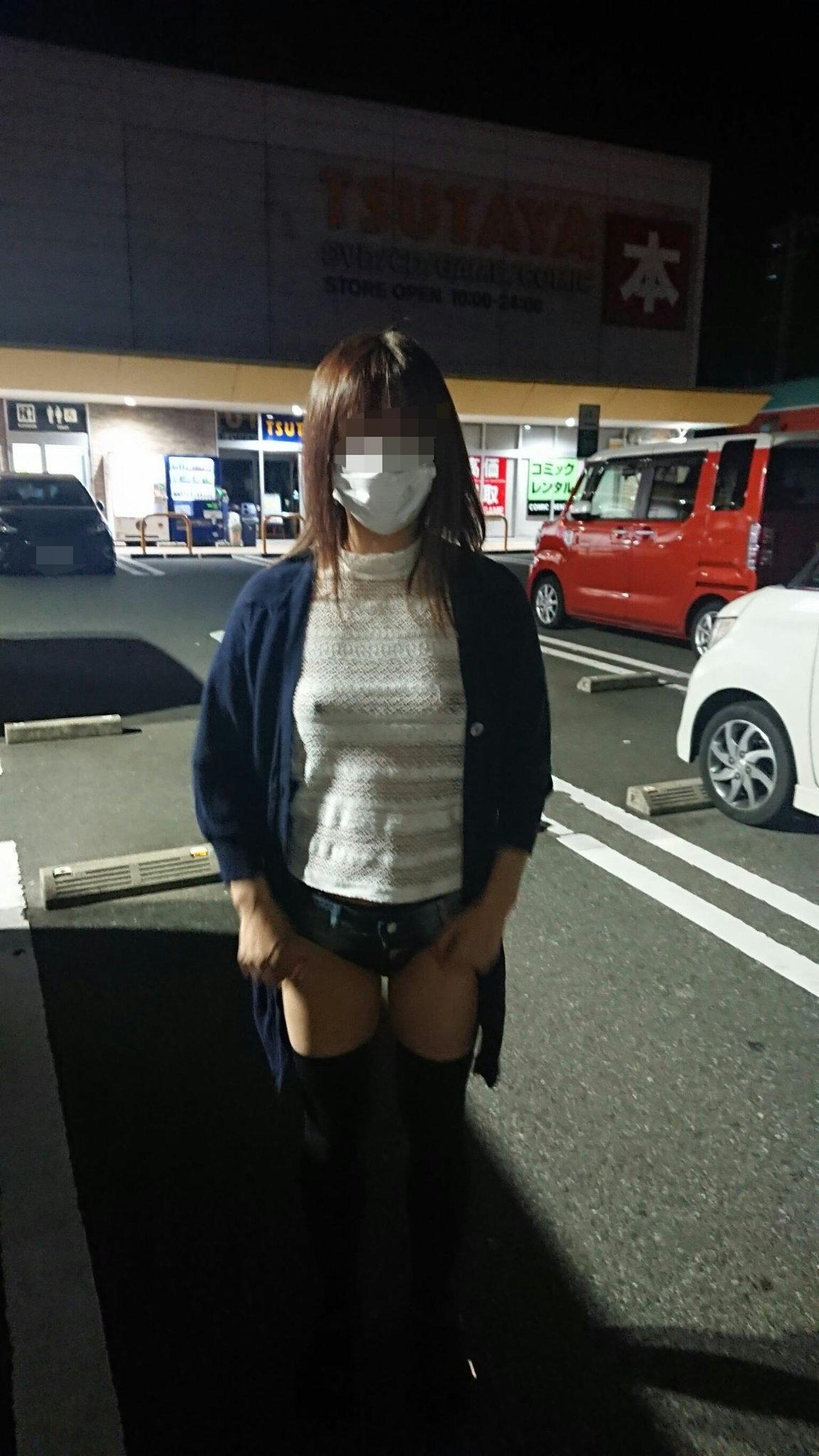 【露出狂】マスク素人が深夜徘徊する【エロ画像】（3）