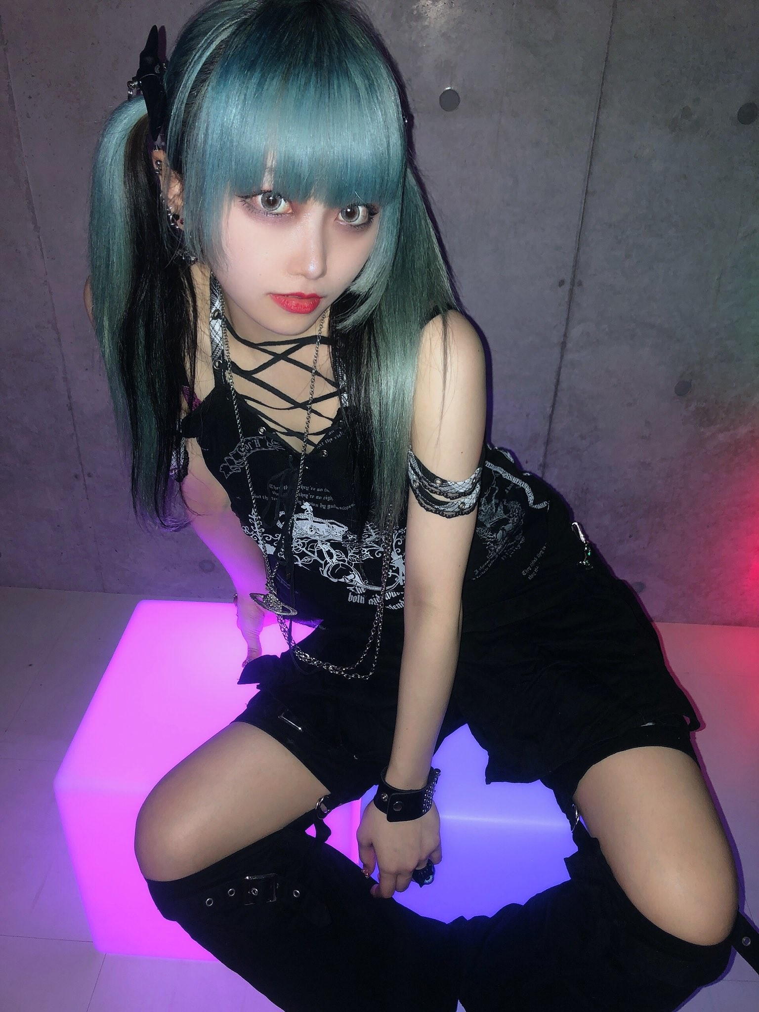 【病み系】メンヘラさん、ガチでやばいｗ【エロ画像】（13）