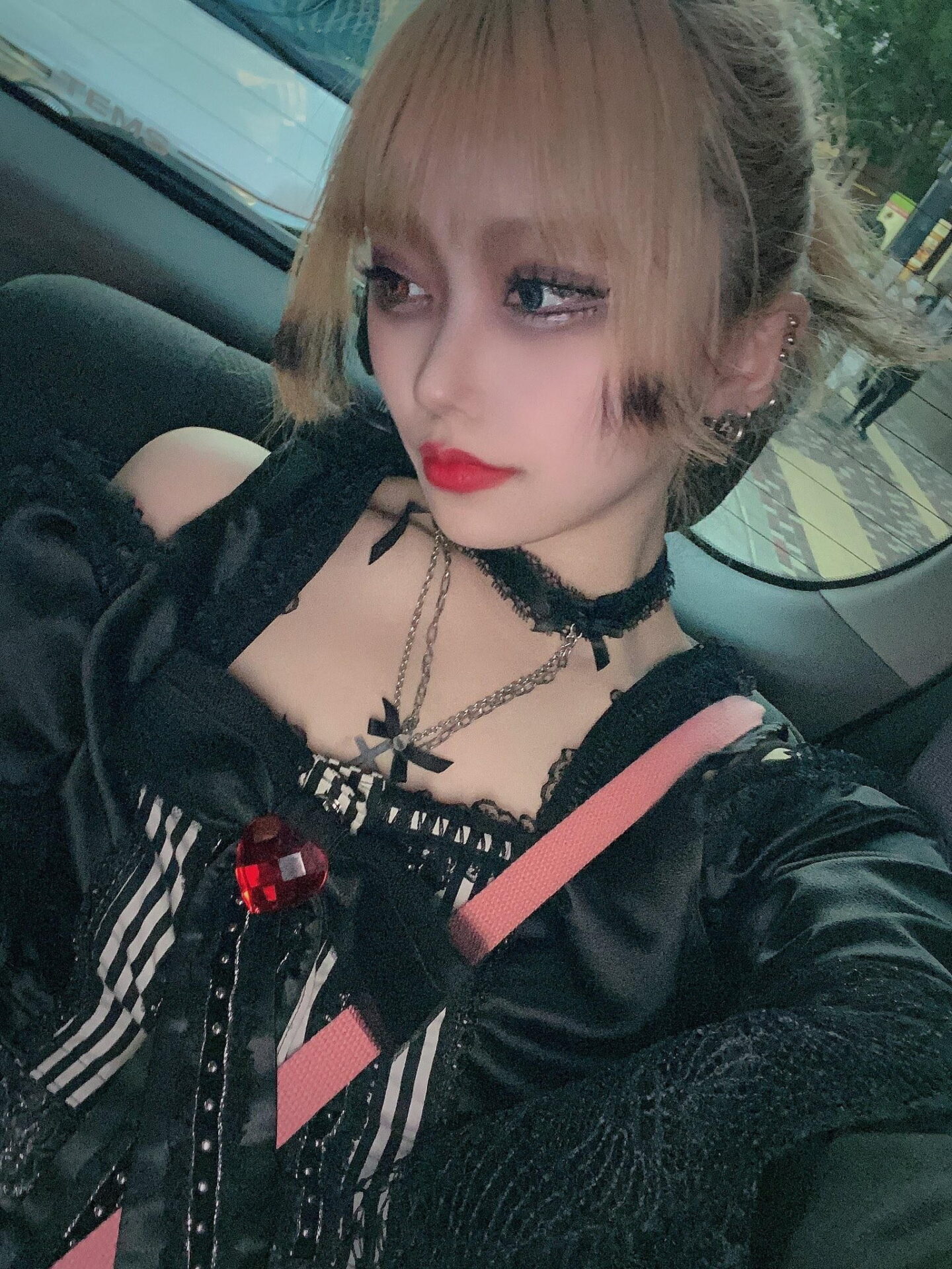 【病み系】メンヘラさん、ガチでやばいｗ【エロ画像】（37）