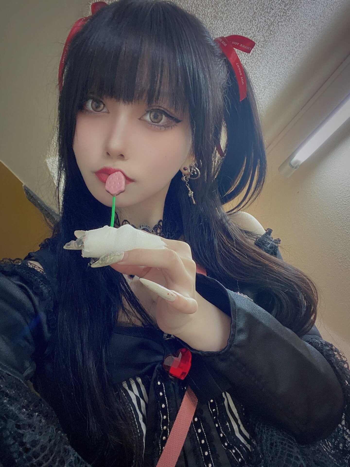 【病み系】メンヘラさん、ガチでやばいｗ【エロ画像】（1）