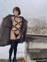 【素人】お母さんは露出狂【エロ画像】