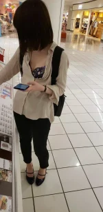 【素人】スマホで撮った彼女の露出写真【エロ画像】