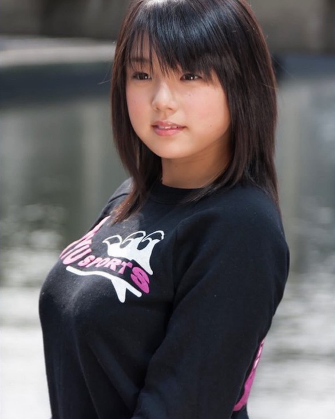 篠崎愛 Gカップ爆乳グラドルのエロ画像まとめ(52) 篠崎愛 Gカップ爆乳グラドルのエロ画像まとめ(52)