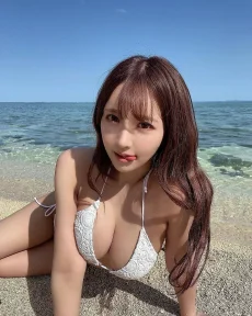 三上悠亜のグラビアがAVより抜ける【エロ画像】