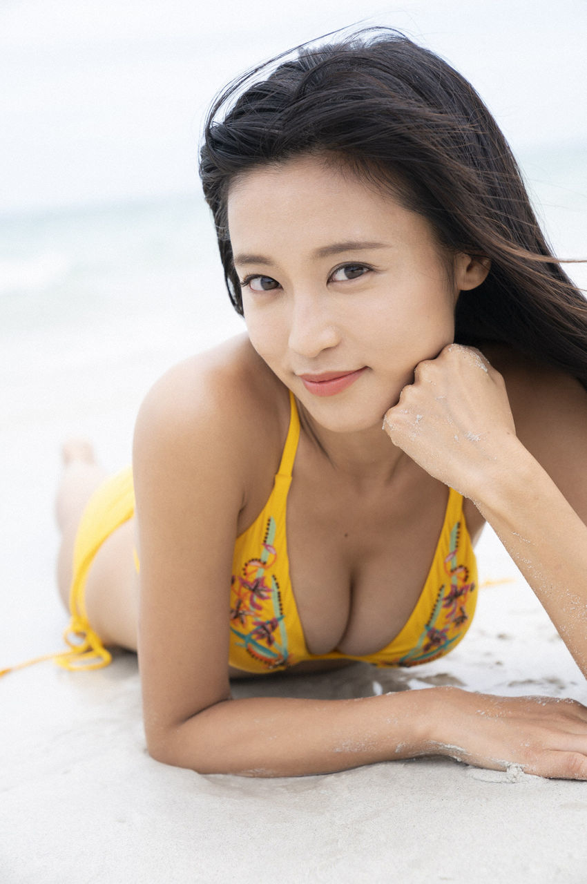 小島瑠璃子 爽やか元気娘に股間がムラムラMAX!【グラビアエロ画像】(35) 小島瑠璃子 爽やか元気娘に股間がムラムラMAX!【グラビアエロ画像】(35)