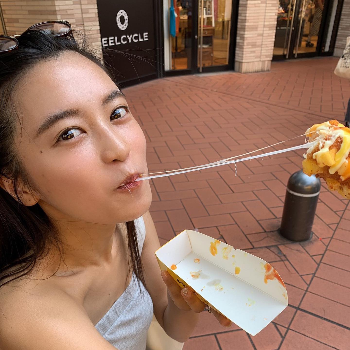 小島瑠璃子 爽やか元気娘に股間がムラムラMAX!【グラビアエロ画像】(13) 小島瑠璃子 爽やか元気娘に股間がムラムラMAX!【グラビアエロ画像】(13)