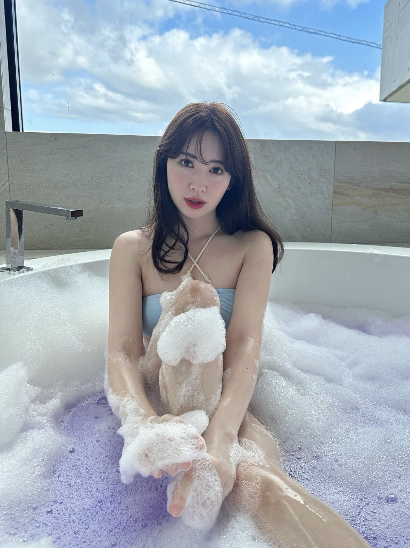 小嶋陽菜さん、かなりのえちえちボディw【グラビアエロ画像】(56) 小嶋陽菜さん、かなりのえちえちボディw【グラビアエロ画像】(56)