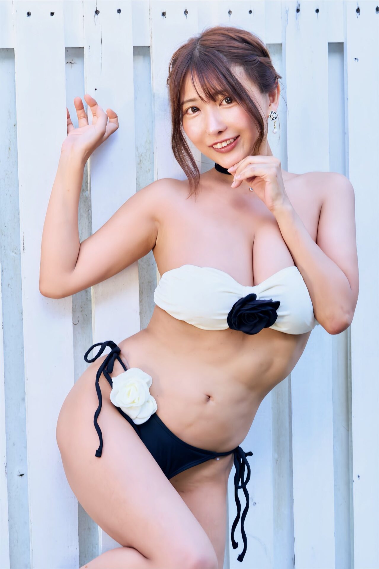 市原薫 たぬき顔で可愛いグラドルのおっぱいがでかすぎるww【エロ画像】(31) 市原薫 たぬき顔で可愛いグラドルのおっぱいがでかすぎるww【エロ画像】(31)