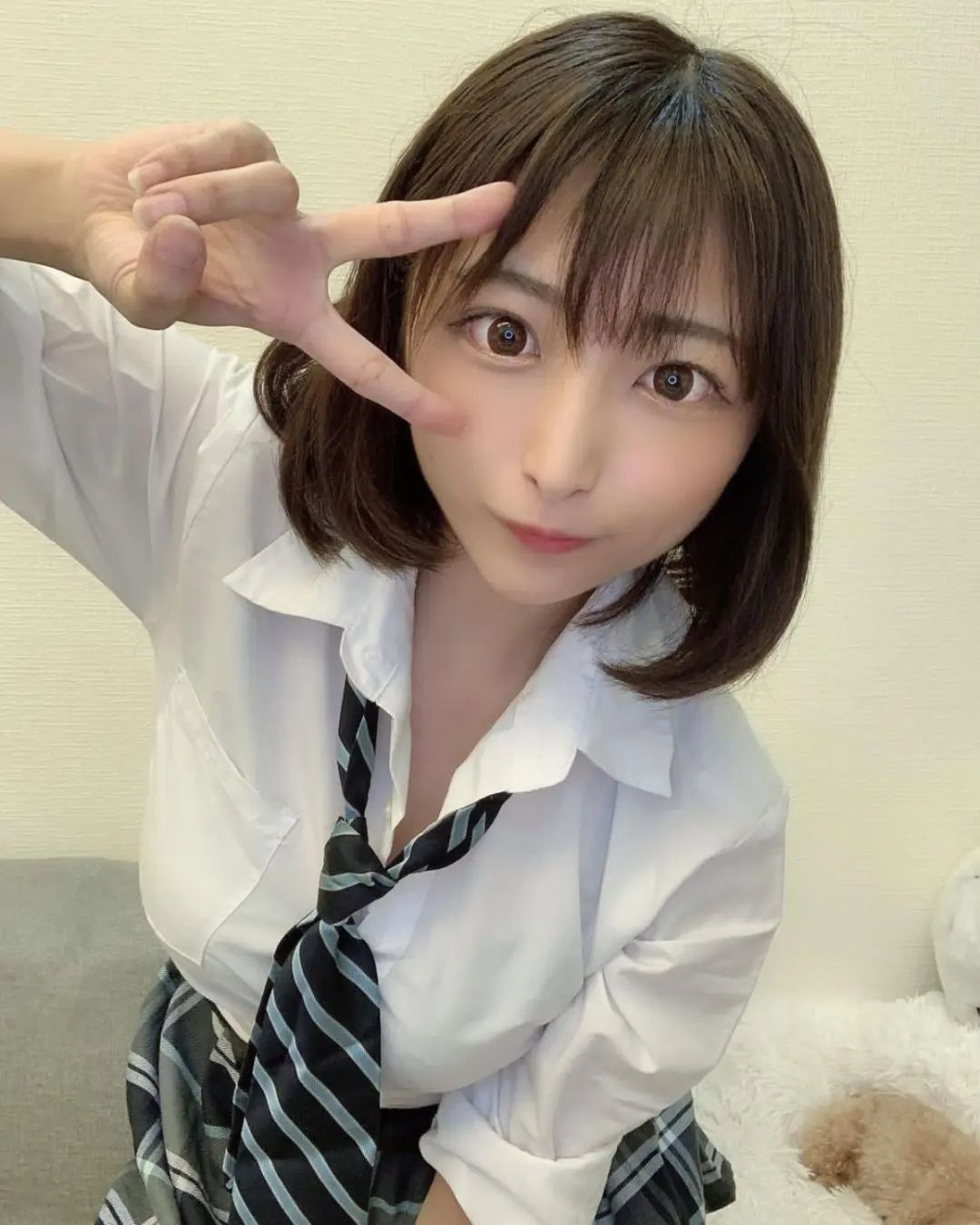 市原薫 たぬき顔で可愛いグラドルのおっぱいがでかすぎるww【エロ画像】(42) 市原薫 たぬき顔で可愛いグラドルのおっぱいがでかすぎるww【エロ画像】(42)