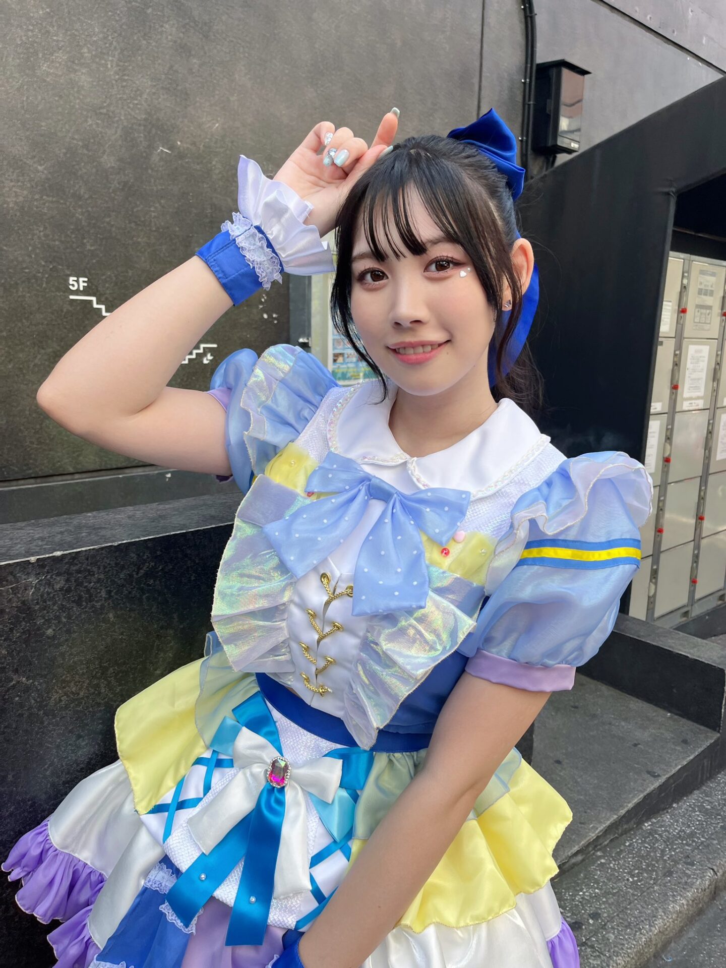 篠見星奈さん、想像以上にデカパイだったw【グラビアエロ画像】(24) 篠見星奈さん、想像以上にデカパイだったw【グラビアエロ画像】(24)