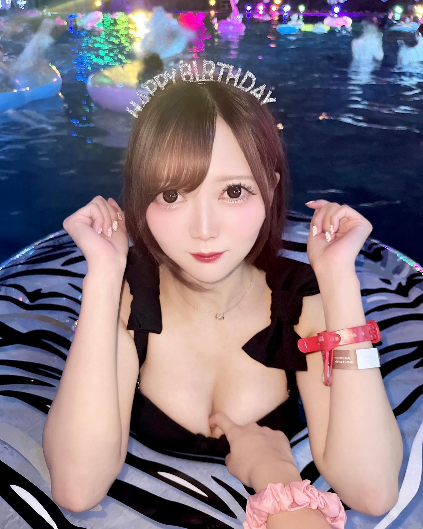 藤本南 色白アイドルのグラビアが抜ける【エロ画像】(29) 藤本南 色白アイドルのグラビアが抜ける【エロ画像】(29)