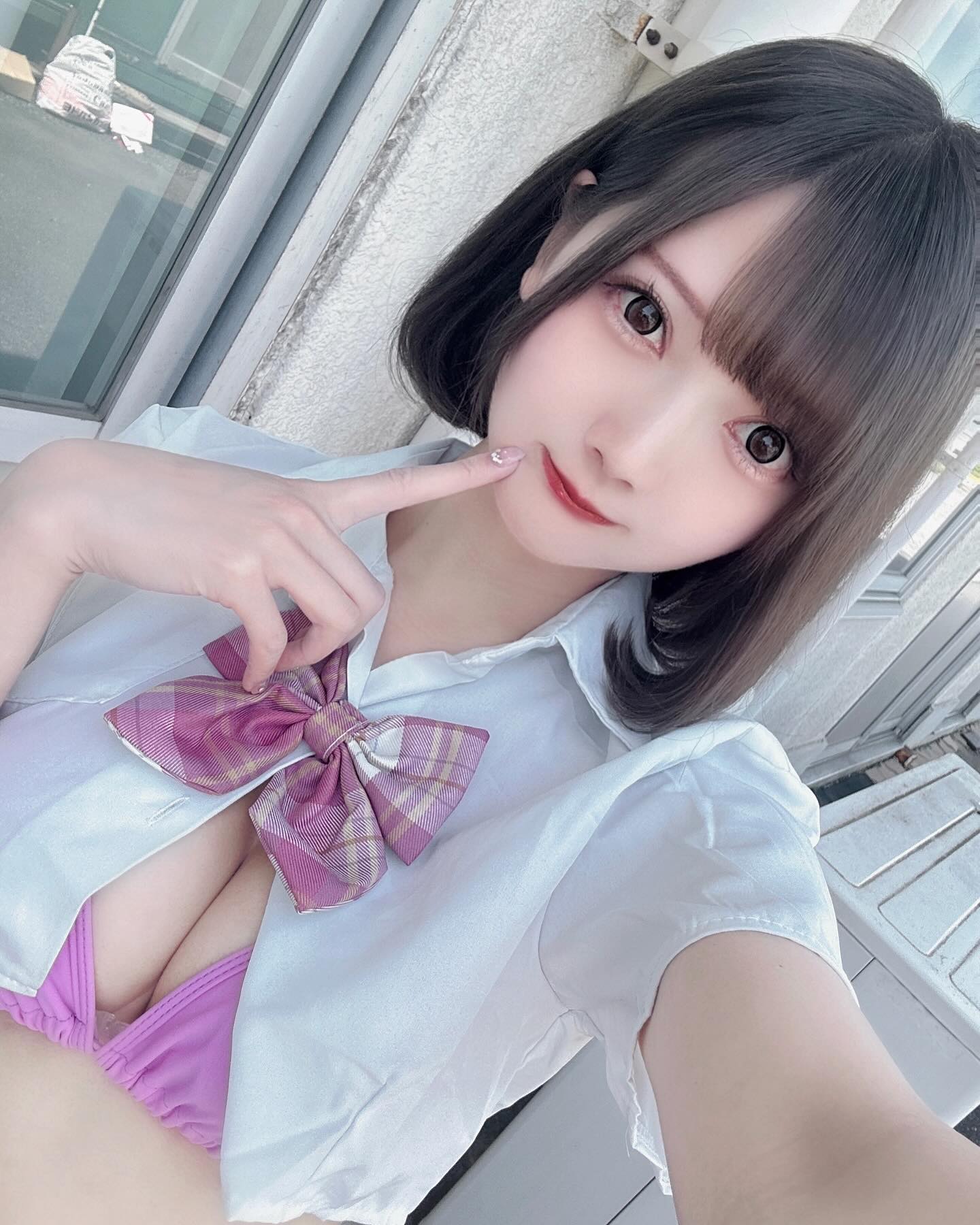 藤本南 色白アイドルのグラビアが抜ける【エロ画像】(22) 藤本南 色白アイドルのグラビアが抜ける【エロ画像】(22)