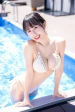 みなぽち Hカップ爆乳の新人グラビアアイドル【エロ画像】