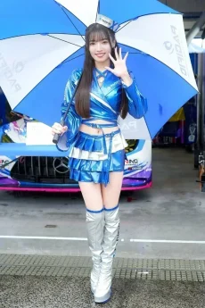 桜田愛音 レースクイーンのグラビアがガチで抜ける【エロ画像】