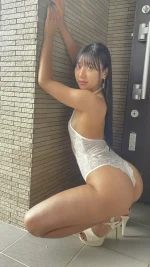 椚マイカのデカ尻がエロすぎるｗｗ【グラビアエロ画像】