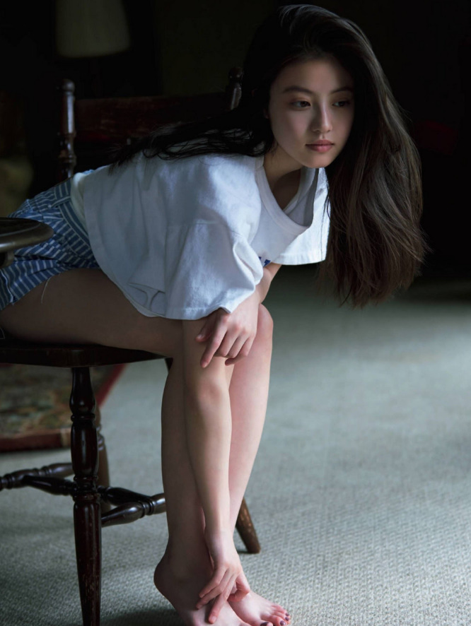 今田美桜のグラビアが超抜ける!【エロ画像】 106 今田美桜のグラビアが超抜ける!【エロ画像】 106