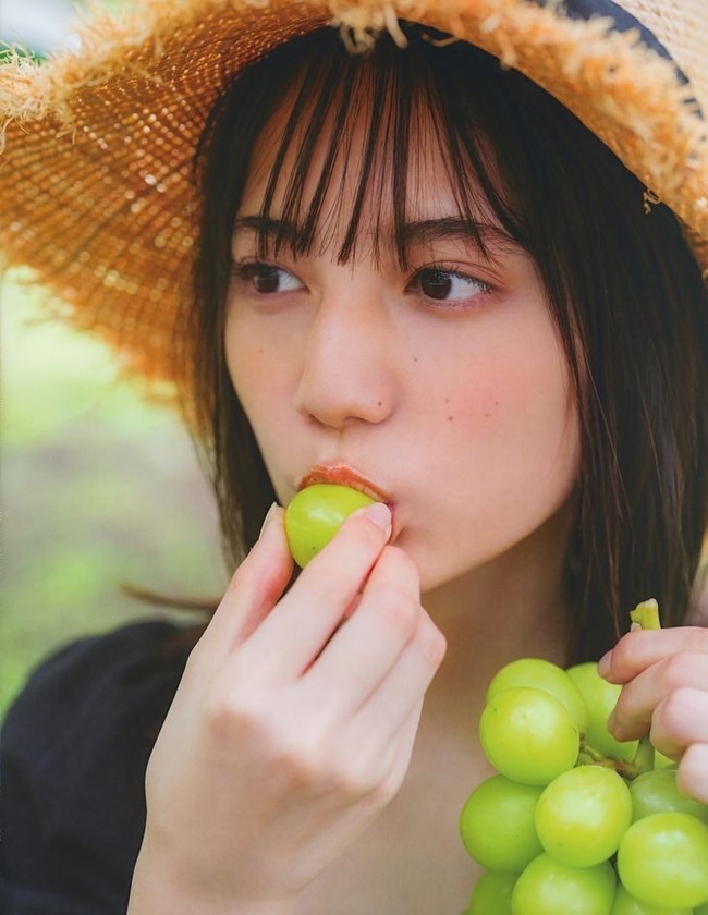 小坂菜緒のグラビアが激シコなんだがw【エロ画像】 22 小坂菜緒のグラビアが激シコなんだがw【エロ画像】 22