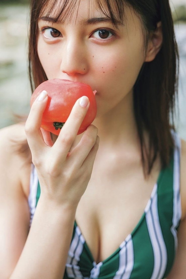小坂菜緒のグラビアが激シコなんだがw【エロ画像】 5 小坂菜緒のグラビアが激シコなんだがw【エロ画像】 5