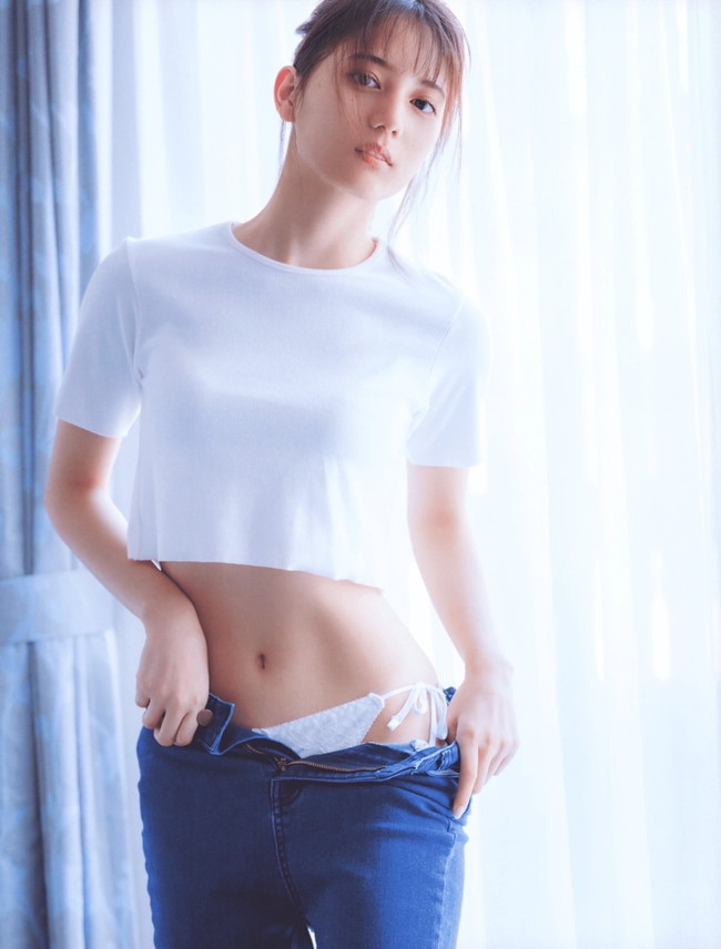 小坂菜緒のグラビアが激シコなんだがw【エロ画像】 6 小坂菜緒のグラビアが激シコなんだがw【エロ画像】 6