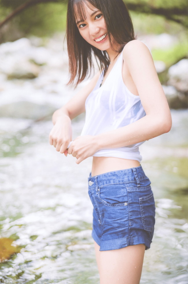 小坂菜緒のグラビアが激シコなんだがw【エロ画像】 43 小坂菜緒のグラビアが激シコなんだがw【エロ画像】 43