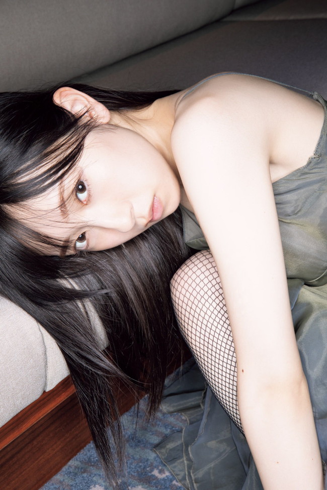 小坂菜緒のグラビアが激シコなんだがw【エロ画像】 49 小坂菜緒のグラビアが激シコなんだがw【エロ画像】 49