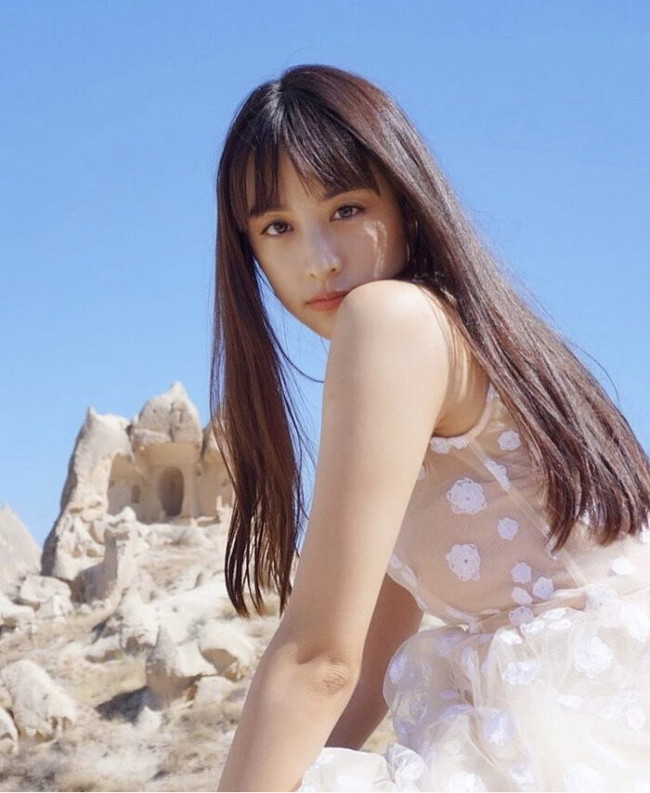 山本美月の美脚がガチで抜ける!【グラビアエロ画像】 16 山本美月の美脚がガチで抜ける!【グラビアエロ画像】 16