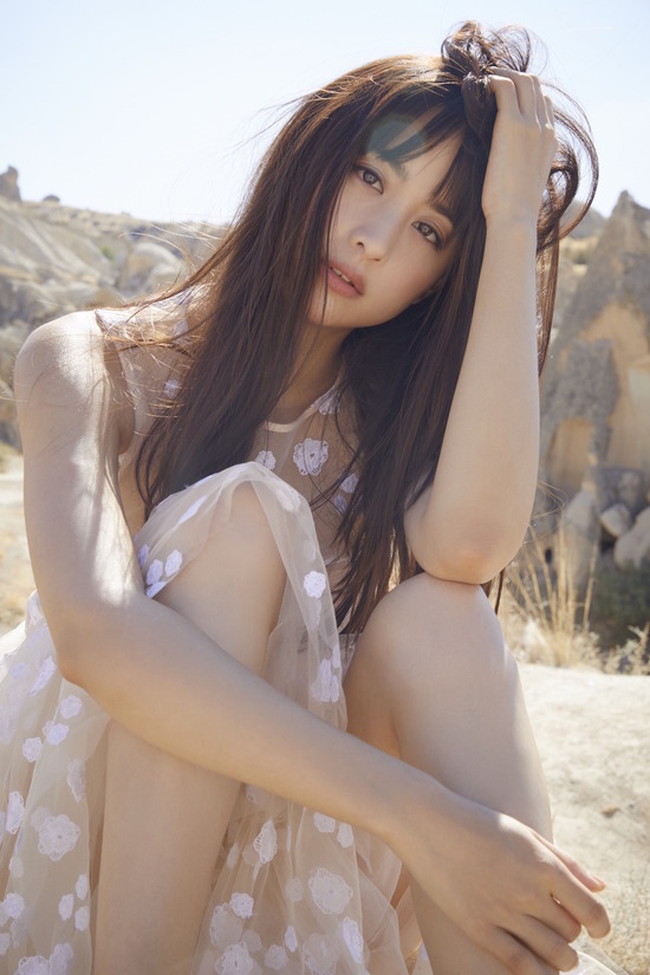 山本美月の美脚がガチで抜ける!【グラビアエロ画像】 21 山本美月の美脚がガチで抜ける!【グラビアエロ画像】 21