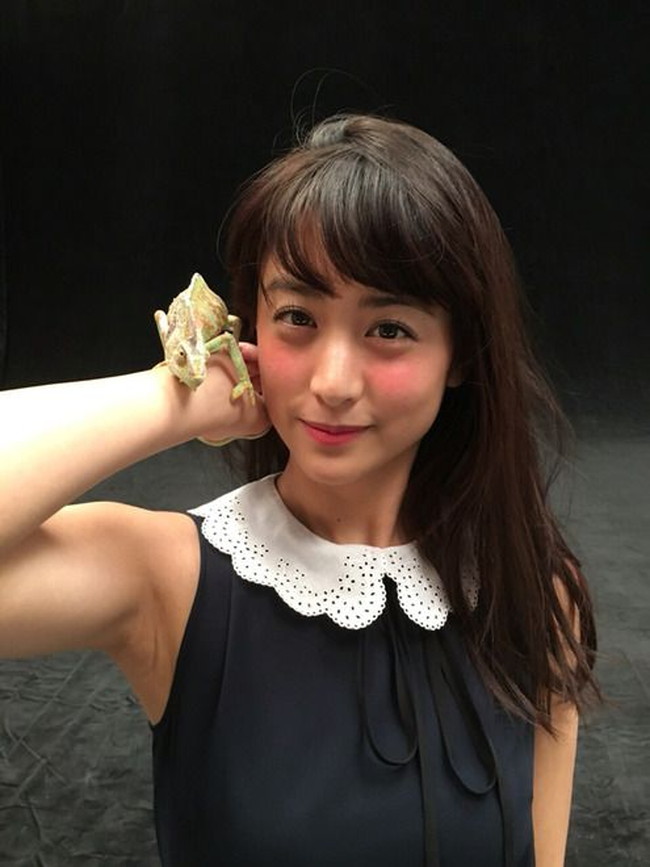 山本美月の美脚がガチで抜ける!【グラビアエロ画像】 48 山本美月の美脚がガチで抜ける!【グラビアエロ画像】 48