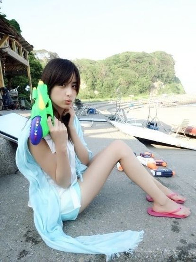 山本美月の美脚がガチで抜ける!【グラビアエロ画像】 59 山本美月の美脚がガチで抜ける!【グラビアエロ画像】 59
