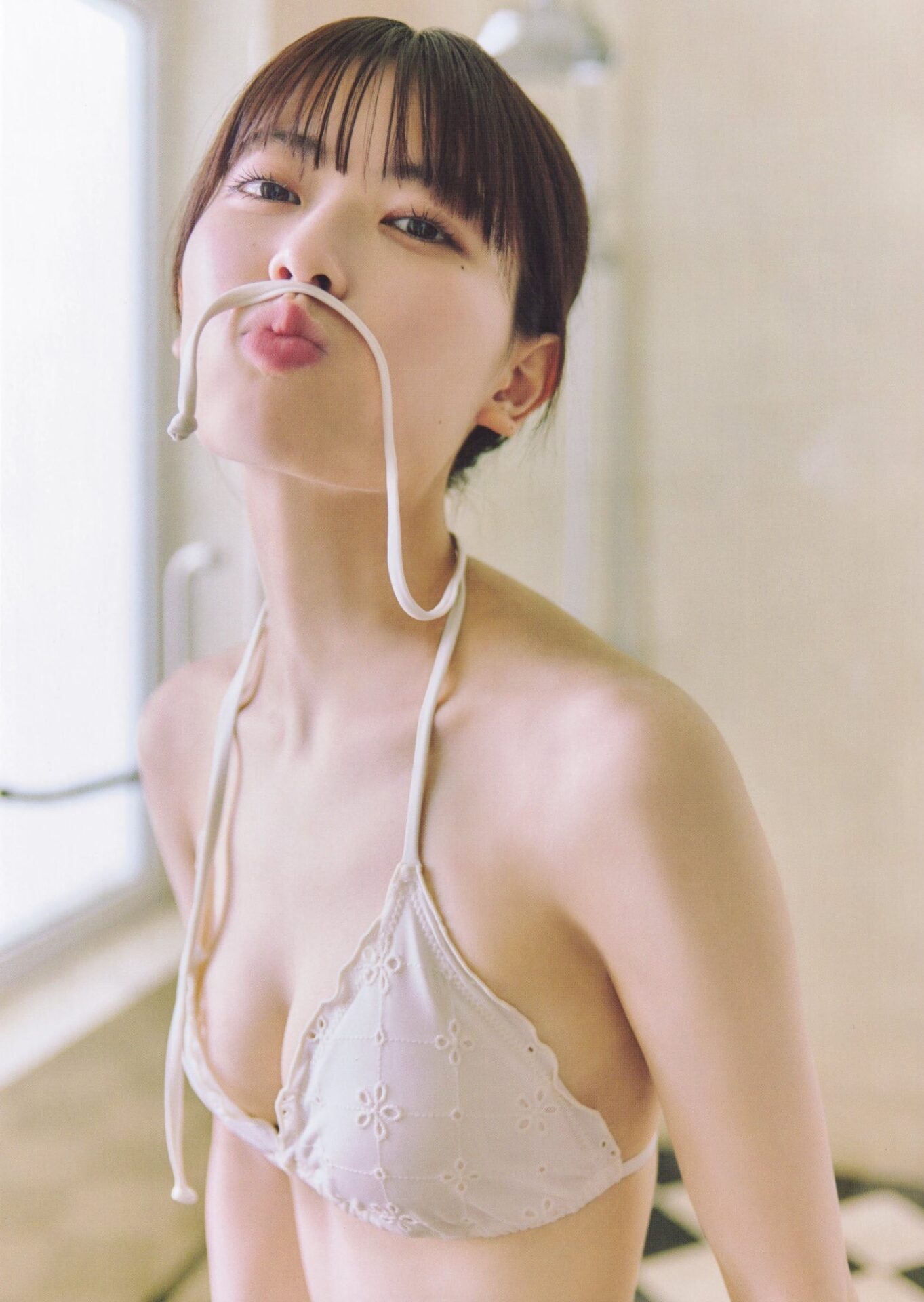 岩本蓮加(二十歳)のグラビアエロ画像【乃木坂46】 21 岩本蓮加(二十歳)のグラビアエロ画像【乃木坂46】 21