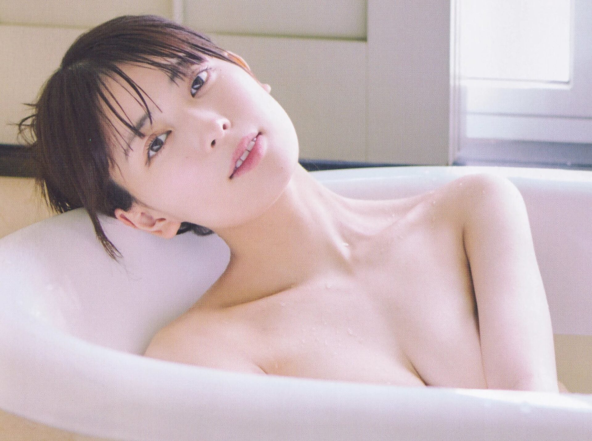 岩本蓮加(二十歳)のグラビアエロ画像【乃木坂46】 45 岩本蓮加(二十歳)のグラビアエロ画像【乃木坂46】 45