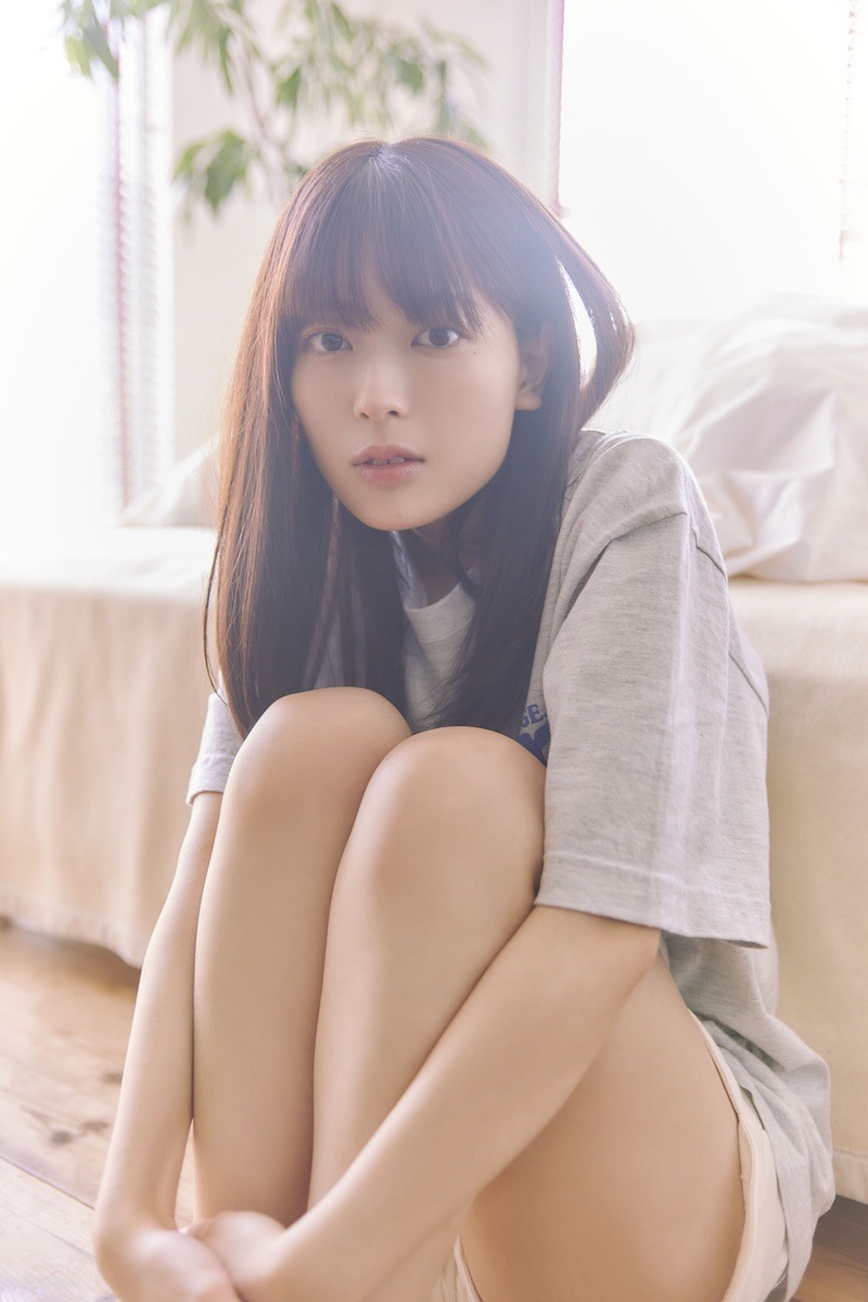 岩本蓮加(二十歳)のグラビアエロ画像【乃木坂46】 2 岩本蓮加(二十歳)のグラビアエロ画像【乃木坂46】 2