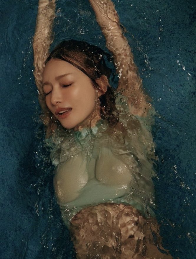 後藤真希さん、超えっちww【グラビアエロ画像】(12) 後藤真希さん、超えっちww【グラビアエロ画像】(12)