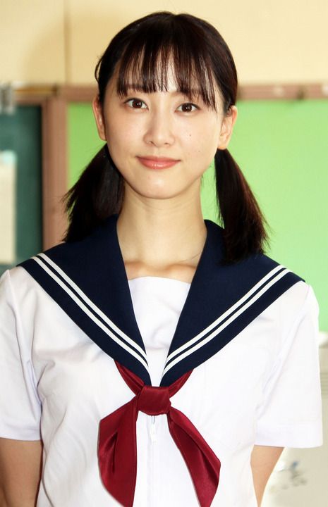 松井玲奈 幸薄顔のアイドルが抜ける!【グラビアエロ画像】 32 松井玲奈 幸薄顔のアイドルが抜ける!【グラビアエロ画像】 32