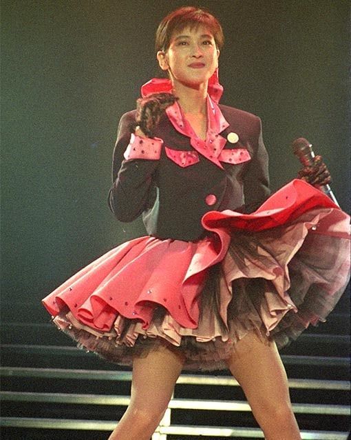 森高千里の美脚画像をまとめてみた【ちょいエロ】 44 森高千里の美脚画像をまとめてみた【ちょいエロ】 44