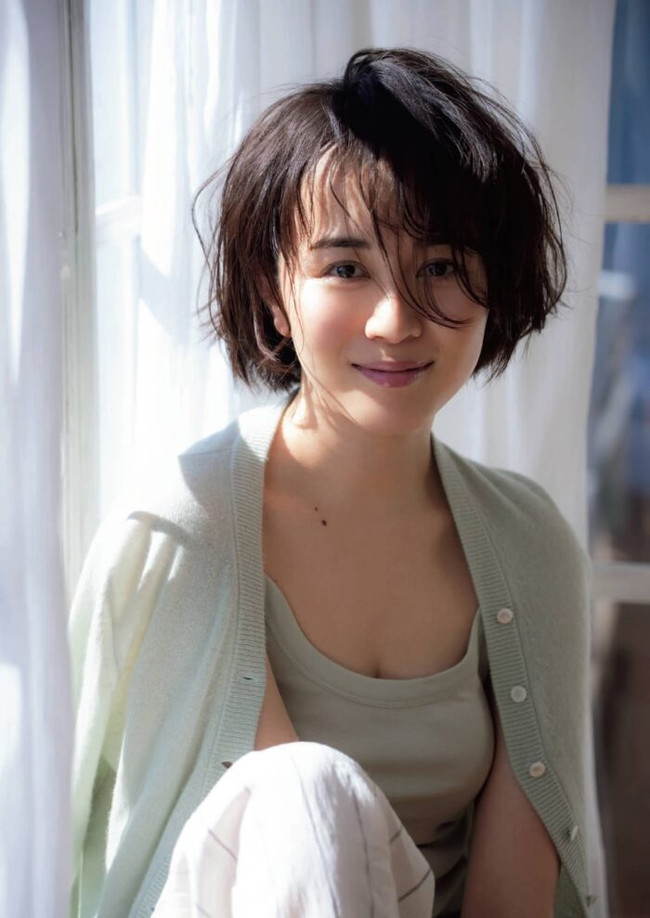 比嘉愛未 熟女の色気がやばいw【グラビアエロ画像】 30 比嘉愛未 熟女の色気がやばいw【グラビアエロ画像】 30
