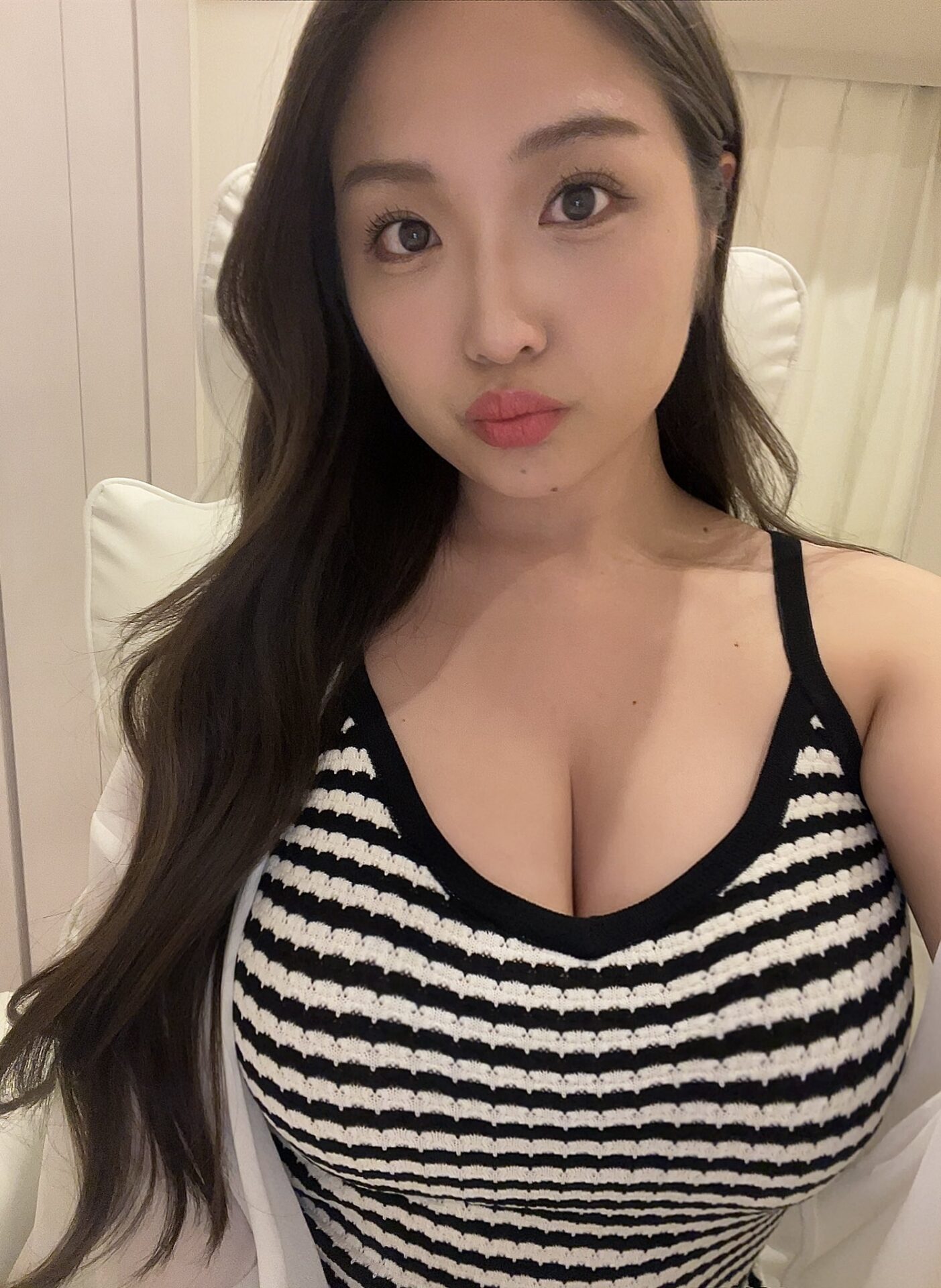 水咲優美 エロ顔、爆乳、デカ尻のえちえちお姉さんw【グラビアエロ画像】(83) 水咲優美 エロ顔、爆乳、デカ尻のえちえちお姉さんw【グラビアエロ画像】(83)