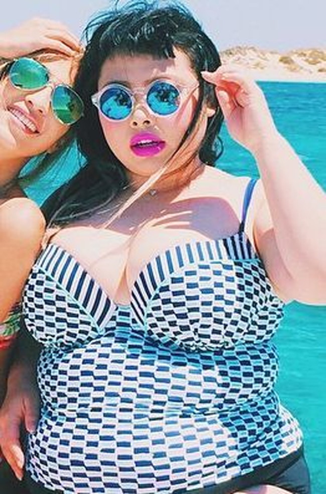 渡辺直美さん、マニアに好評ww【エロ画像】(41) 渡辺直美さん、マニアに好評ww【エロ画像】(41)