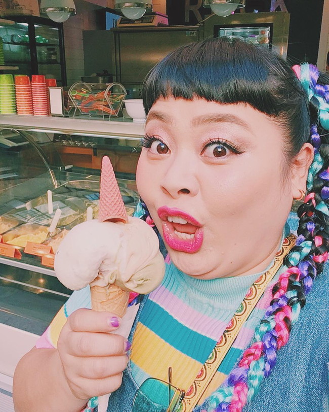 渡辺直美さん、マニアに好評ww【エロ画像】(10) 渡辺直美さん、マニアに好評ww【エロ画像】(10)